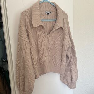PrettyLittleThing V-Neck Cable Knit Sweater in Beige